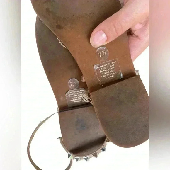 Steve Madden women’s nude studded wrap around ankle sandals 7.5 in gently used - Picture 4 of 4